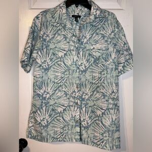 Van Heusen Green and White Patterned Shirt